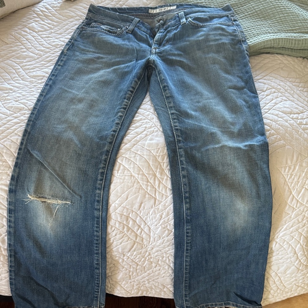 Joe's Jeans Relaxed Fit in Classic Blue